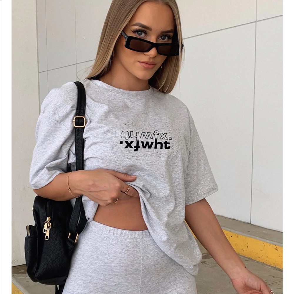 NWT White Fox Boutique Catching Feelings Tee Size S/M